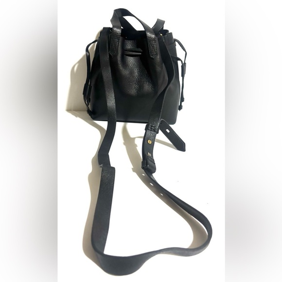Madewell Elegant Black Leather crossbody Handbag